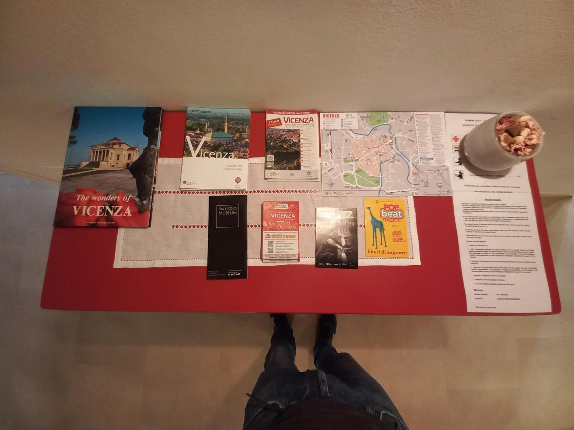 Appartamento Indipendente - Il Portichetto ヴィチェンツァ エクステリア 写真